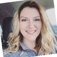 Amanda Hinesley's Instagram, Twitter & Facebook