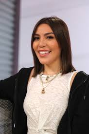 Esta reacción nació de la acusación de la hija de alejandra guzmán, frida sofía, que ha tenido varios problemas con salas. Stephanie Salas Reacciona Sorprendida Y Triste A Los Ataques De Frida Sofia Contra Su Hija Michelle Famosos Univision