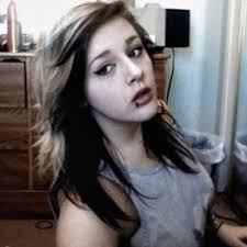 Heather Loveday's Instagram, Twitter & Facebook