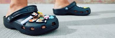 Cup her foot with light pressure as you massage the arch with your thumbs. Limited Edition Collaborations Collections Crocs