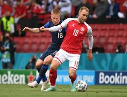 Jun 14, 2021 · martin braithwaite walks alongside christian eriksen as he is taken from the field. Denmark S Christian Eriksen Conscious In Hospital After Collapsing At Euro 2020 Arab News