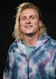 Audience member refused to laugh during my show last night….I ended up  staying at his place