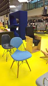 Leisuremod modern milan intertwined dining side chair in blue set of 2. Vitra Typecasting Milan Design Week Dkw 2 Wire Chair Ergonomic Chair Smow Blog