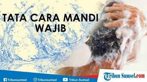 Mandi wajib (mandi besar) adalah meratakan air ke seluruh tubuh dengan niat dan cara tertentu. Jelang Idul Adha 2020 Simak Bacaan Niat Dan Tata Cara Mandi Wajib Bahasa Arab Latin Artinya Tribun Timur