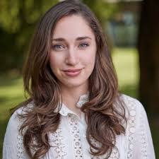 Deena Malaeb's Instagram, Twitter & Facebook