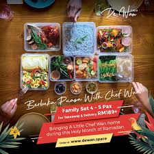 Good effort from him to make sure the customers are satisfied. Eat Drink Kl De Wan 1958 By Chef Wan Ramadan Family Set Feast In A Box