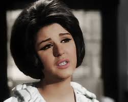 الموجز أعادت تصريحات جيهان عبد المنعم، شقيقة الفنانة الراحلة سعاد حسني، الجدل مجدداً حول وفاة السندريلا، وهل كانت عملية قتل أم انتحار.جيهان أكدت، خلال لقائها ببرنامج رأي عام المذاع عبر فضائية ten، أن سعاد حسني لم. Ø®ÙØ© ÙˆØ¨Ø³Ø§Ø·Ø© ÙˆØ³Ø§Ø­Ø±Ø© Ù…Ø§ Ù„Ø§ ØªØ¹Ø±ÙÙ‡ Ø¹Ù† Ø§Ù„Ø³Ù†Ø¯Ø±ÙŠÙ„Ø§ Ø³Ø¹Ø§Ø¯ Ø­Ø³Ù†ÙŠ