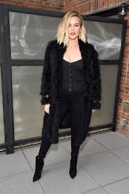 Photo posted by khloe kardashian on instagram. 40 Photos Of Khloe Kardashian S Style Transformation Khloe Through The Years