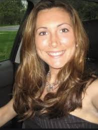 Shelley Helm's Instagram, Twitter & Facebook