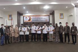 Pelantikan bupati dan wakil bupati kabupaten solok dan kabupaten solok selatan. Kpu Kabupaten Solok Tetapkan Nomor Urut Calon Bupati Dan Wakil Bupati
