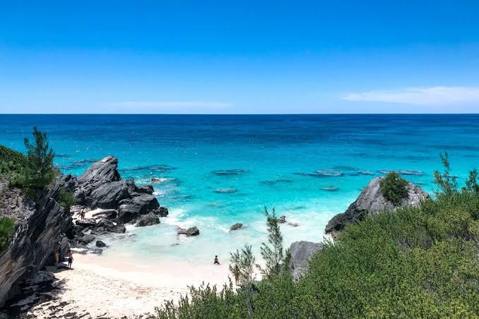 11 Beautiful Beaches to Visit On Your Trip to Bermuda