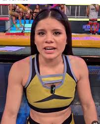 Y bueno genteeee ... quién quién será la campeona🏆 esta vez para  ustedes... Eve ❤ Marina 💛 Eli ❤ Gloria 💛 💣💥😱🧐🤔