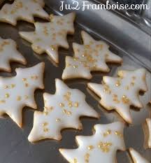 Idee Cadeau De Noel Diy Des Petits Ballotins De Sables Homemade Recette Sables De Noel Desserts Pour Enfant Sables De Noel