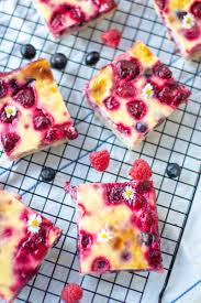 Sommerlicher Beeren Blechkuchen Trytrytry Blechkuchen Einfacher Nachtisch Rezepte