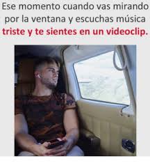 The best site to see, rate and share funny your meme was successfully uploaded and it is now in moderation. Ese Momento Cuando Vas Mirando Por La Ventana Y Escuchas Musica Triste Y Te Sientes En Un Videoclip Meme On Esmemes Com