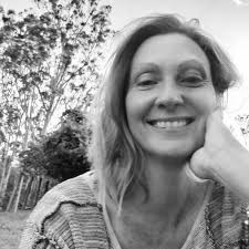 Yin Essence, Michelle Leck