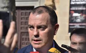 Qué podría suceder si Requejo entregara el acta a Ciudadanos?