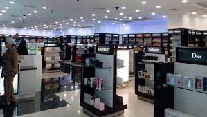 وهى تقدم خدمات البيع بالتجزئة للركاب في تسعة مطارات رئيسية في جميع أنحاء البلاد وأكبر متاجر البيع بالتجزئة للبضائع المعفاة من الرسوم الجمركية في مصر. Ø£Ø±Ø¨Ø§Ø­ Ù…ØµØ± Ù„Ù„Ø£Ø³ÙˆØ§Ù‚ Ø§Ù„Ø­Ø±Ø© ØªØ±ØªÙØ¹ 44 4 Ø®Ù„Ø§Ù„ 9 Ø£Ø´Ù‡Ø± Ø¬Ø±ÙŠØ¯Ø© Ø§Ù„Ø¨ÙˆØ±ØµØ©