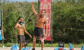Το survivor ελλάδας είναι η ελληνική εκδοχή του ριάλιτι επιβίωσης survivor. Survivor Spoiler 19 4 Aytoi Kerdizoyn Thn Prwth Asylia Shmera O Prwtos Ypopshfios Vid Dokari Gr