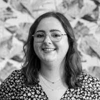 Lindsay Swan's Instagram, Twitter & Facebook