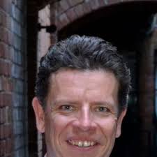 Dr Dr Nicholas Crump