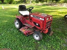 New idea 20, 21, & 301 corn picker & 321 mounted snapper parts manual: Tractordata Com Snapper Lt12 Tractor Information