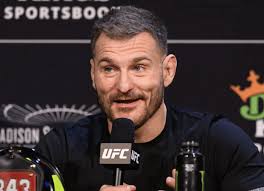 Miocic compartilha conselhos com Aspinall para Jon Jones Fight