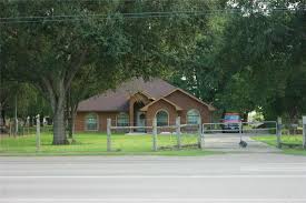 Commercial Potential Beautiful Home With Over 1 20 Acre Gross For Sale Call 956 682 3131 To Schedule A House Styles Beautiful Homes Real Estate