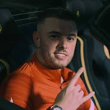 When did Silky start making music?