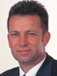 Kerry Sanderson Alec Meyer Chris Leatt Hayter Steve Wade EXECUTIVE TEAM