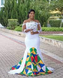 Beautiful Ghanaian Bride In White And Kente Train Wedding Gown African Traditional Wedding Dress African Wedding Attire Ghanaian Wedding