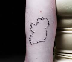 So whether you're looking for irish symbol tattoos to represent your heritage or just occasionally find yourself wondering what various irish tattoos mean, this is the list for you. Irland Tattoo By Taranis Tribe Post 29960