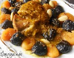 Lham Lahlou Aux Abricots Et Aux Pruneaux Farcis Aux Amandes Dziriya Magazine Recettes De Cuisine Recette Tajine Tajine Agneau Citron