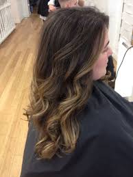 No Bleach Caramel Sombre On Virgin Hair I Used 3 Different Tones In Each Foil To Create A Seamless Transition From Transitioning Hairstyles Hair Hair Styles