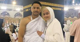 See more of hengky kurniawan on facebook. Hengky Kurniawan Tawarkan Rumah Mewahnya Untuk Pahlawan Corona