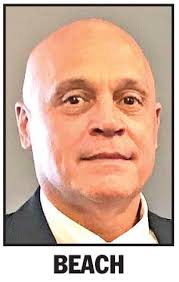 Pickens names police chief |