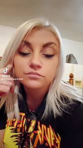 Blair Morris's Instagram, Twitter & Facebook