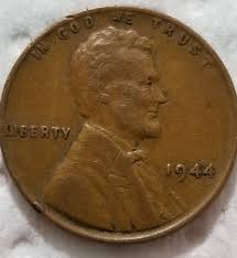 1944 No Mint Wheat Penny Etsy In 2020 Rare Pennies Valuable Wheat Pennies Rare Coins Worth Money