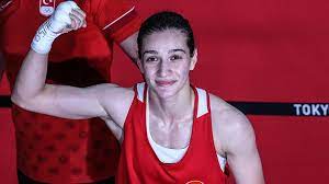 Buse naz çakıroğlu (born 26 may 1996) is a turkish boxer. Ceyrek Finale Yukselen Milli Boksor Buse Naz Cakiroglu Altin Madalya Icin Buradayiz