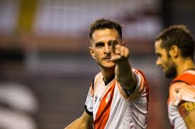 .palmas leganes lugo mallorca mirandés málaga ponferradina rayo vallecano real oviedo real zaragoza sabadell sporting gijón tenerife ud logroñés. El Rayo Vallecano Da La Espalda A Vallecas Y Ficha Como Nuevo Patrocinador A Una Casa De Apuestas