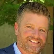 comejoinus #oneteam #leaders #monarchtree #arborist #team