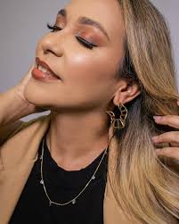 Adriele Queiroz (@drikasfinery) • Instagram photos and videos