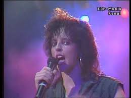 24 march 1960), better known by the name nena is a german singer, active in pop music. Nena 99 Luftballons Live 1985 Youtube