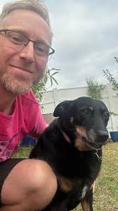 I was just watching the episode where Kel introduces his best mate, Sandy,  to Kim. I never caught this before, but Sandy, says"Alexander Freckle, at  your service." Am I the last person