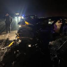 По данным дорожной полиции, он был трезв и не пострадал. Dtp Vozle Rovno Dvizhenie Po Trasse Kiev Chop Razblokirovali Ukraina Tsn Ua
