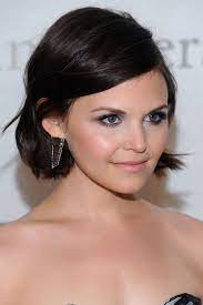 The 59 Best Celebrity Bob Lob Haircuts Inspiration Hairstyles By Lindsay Letters Pinterest Brunette Bob Ginnifer Goodwin And Brunettes