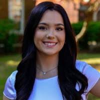 900+ profilů „Auxier“