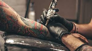 They can't marvel at their own piece unless in a mirror or in a photo like the gallery below. A Piece Of Art Tattoo Piercing Shops In Istanbul Heytripster