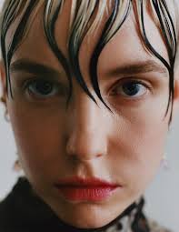 I'd just got back to London from promoting The Control Room and it was like  the HOTTEST day of the year, we went for 'dewy skin' for a reason…  Photographed for @5elevenmag