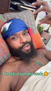 pumpkinseeds is also a great source of magnesium. It's a great source of  healthy fats for pregnant and nursing moms. Will help from damaging your  cells, improve bone health and help with